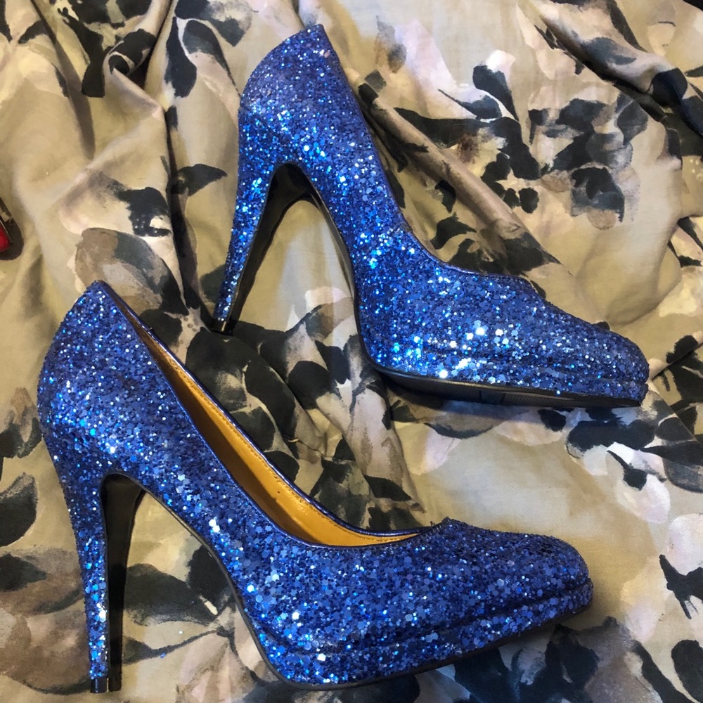 Blue glitter Nine West heels